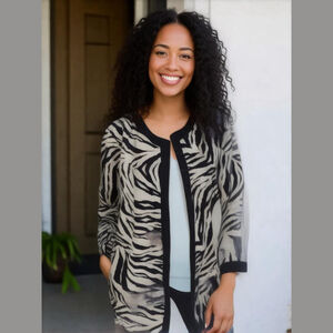 Chico’s Zebra Print Open-Front Jacket With Pockets Size 3 (XL) Lightweight.